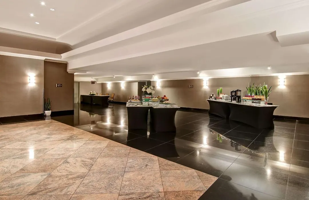 Doubletree By Hilton Toronto Downtown-1